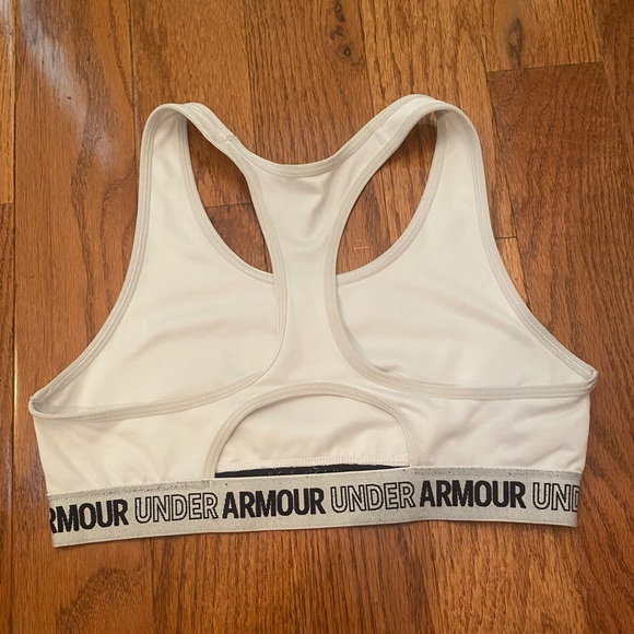 white under armour sports bra with a cut out in the back size small - Picture 2 of 3